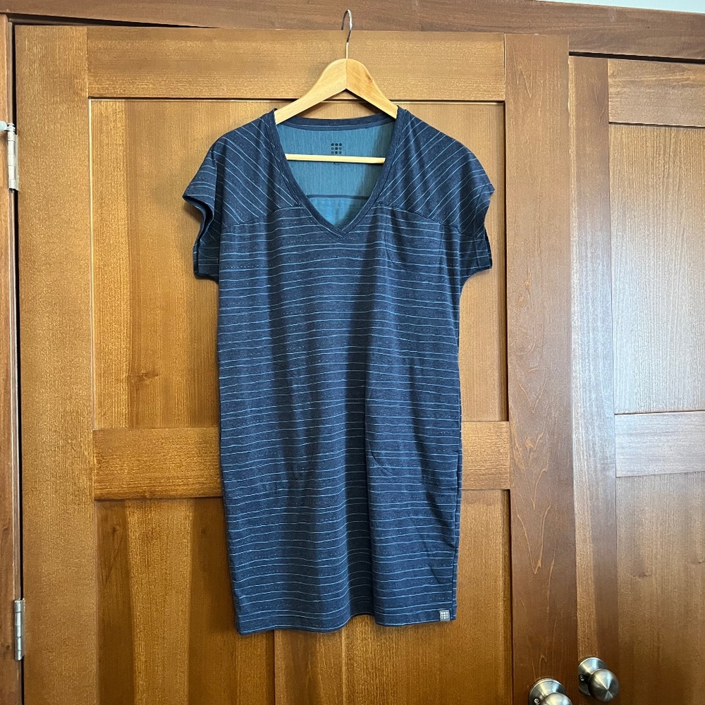 Title Nine T-Shirt Dress sz XS